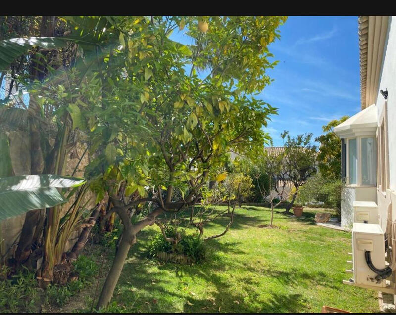 4 bedroom Villa for sale