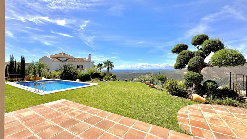 4 bedroom Villa for sale