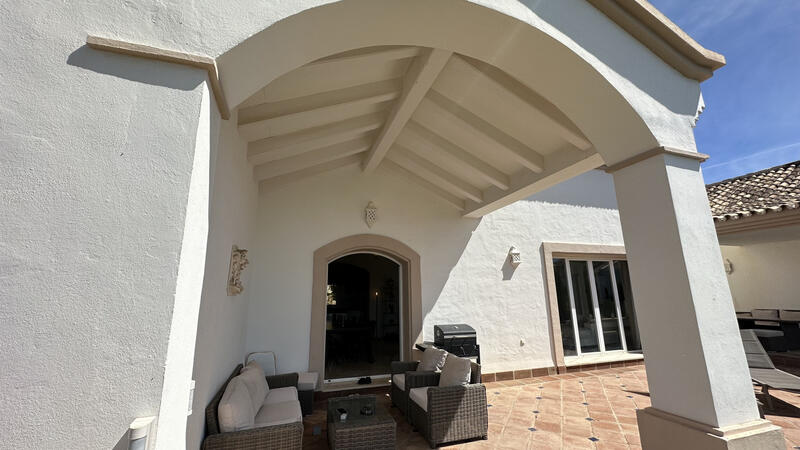 4 bedroom Villa for sale