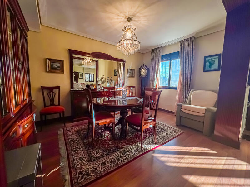4 bedroom Cave House for sale