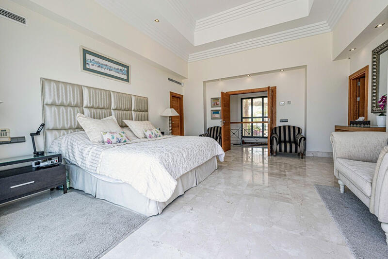 4 bedroom Villa for sale