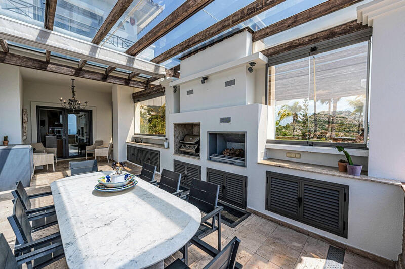 4 bedroom Villa for sale
