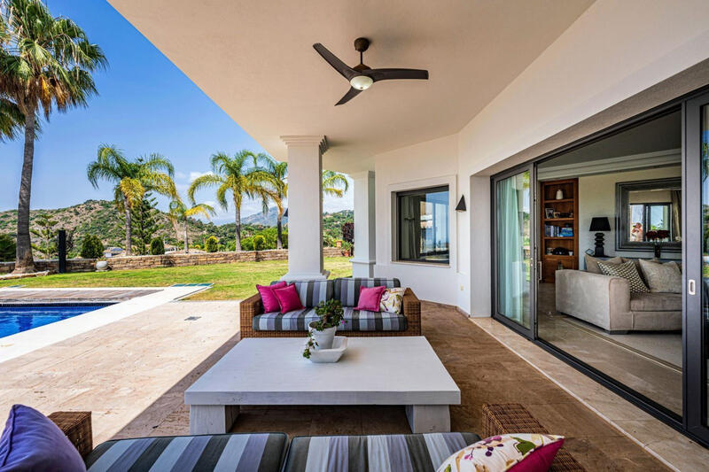 4 bedroom Villa for sale