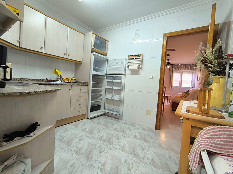 2 bedroom Townhouse for sale