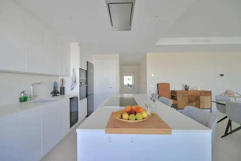 3 bedroom Apartment for sale