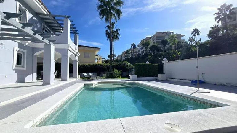 Villa à vendre dans Mijas Costa, Málaga