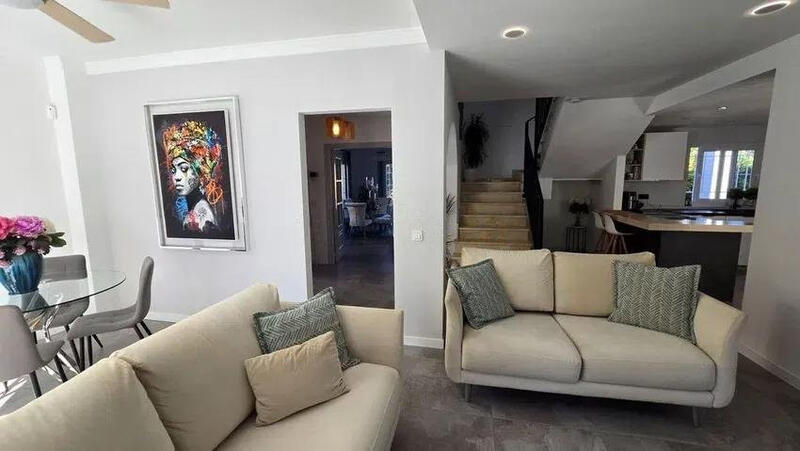 4 Schlafzimmer Villa zu verkaufen