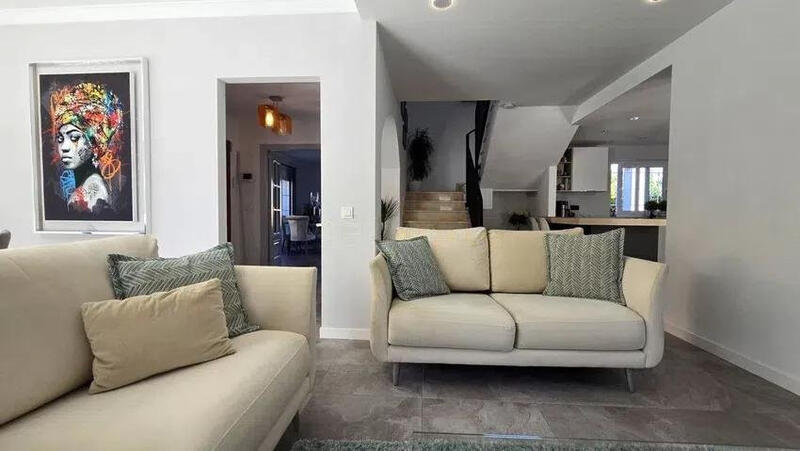 4 Schlafzimmer Villa zu verkaufen