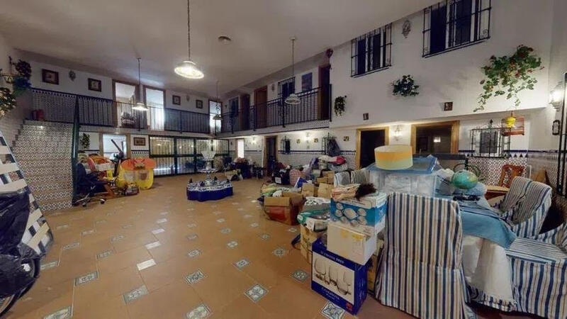 8 soveværelse Villa til salg