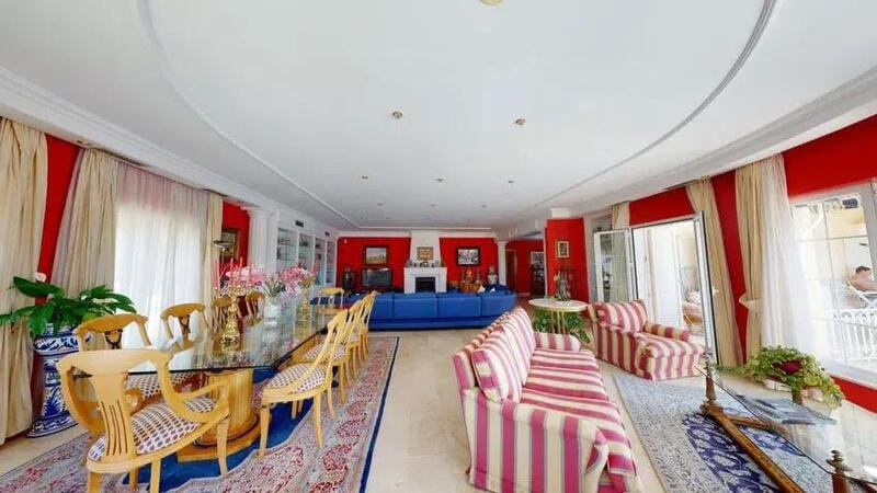 8 soveværelse Villa til salg