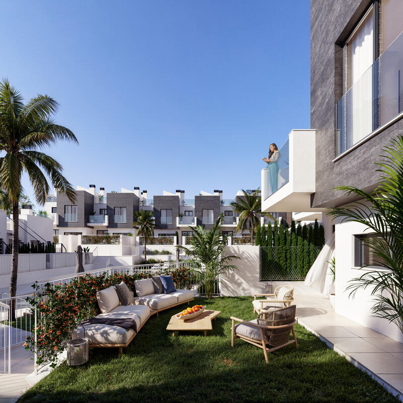 Townhouse for sale in Fuengirola, Málaga
