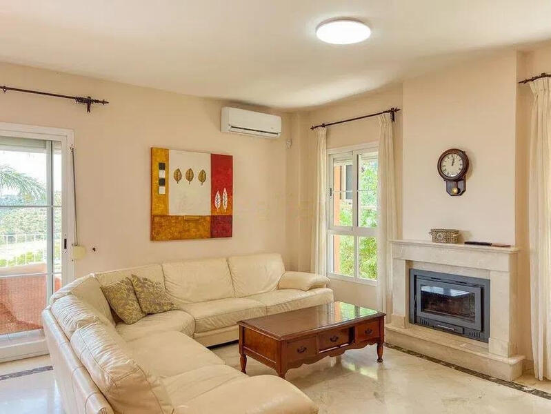 4 bedroom Villa for sale