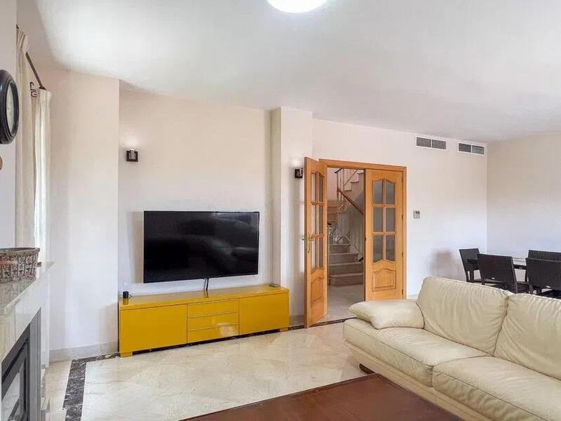 4 bedroom Villa for sale