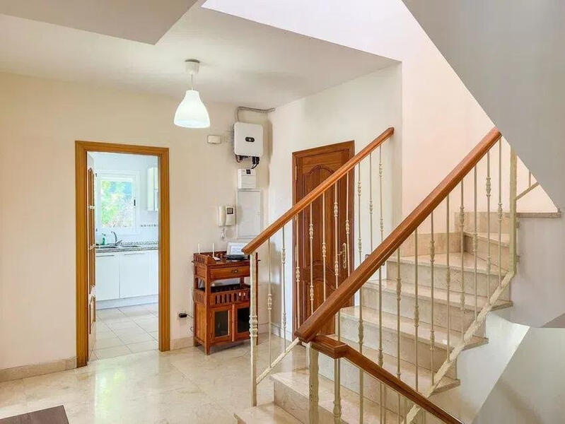 4 bedroom Villa for sale