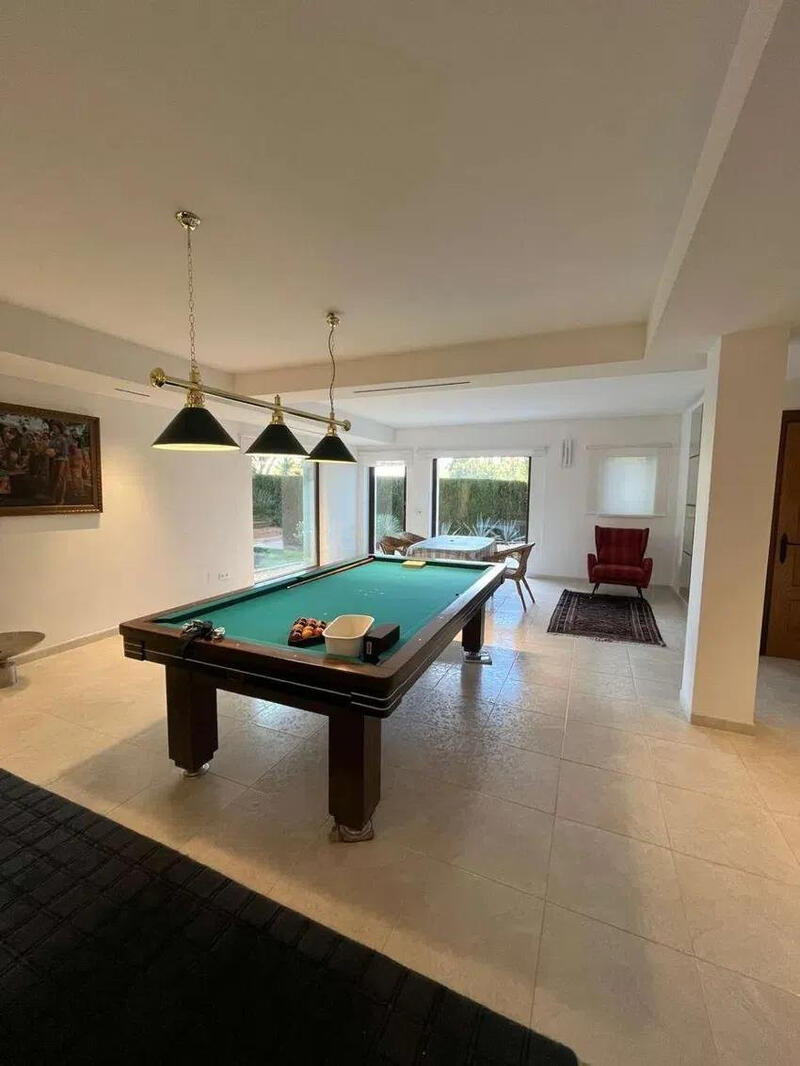 6 soveværelse Villa til salg