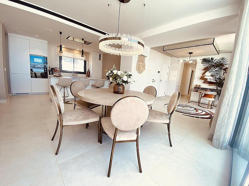 3 bedroom Apartment for sale