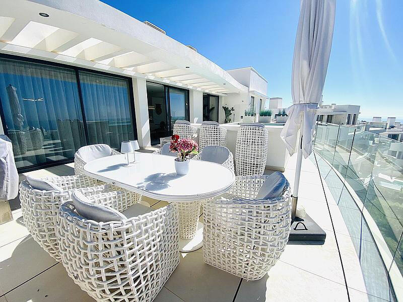 3 bedroom Apartment for sale