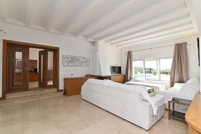 6 Cuarto Villa en venta