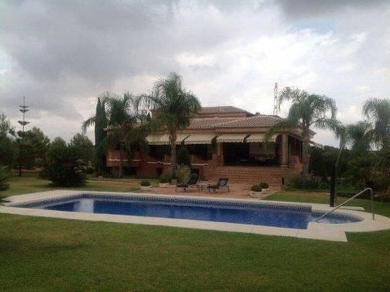 Country House for sale in Coin, Málaga
