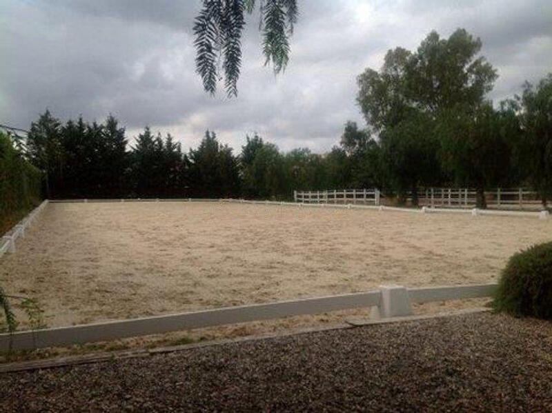 7 Cuarto Casa de Campo en venta
