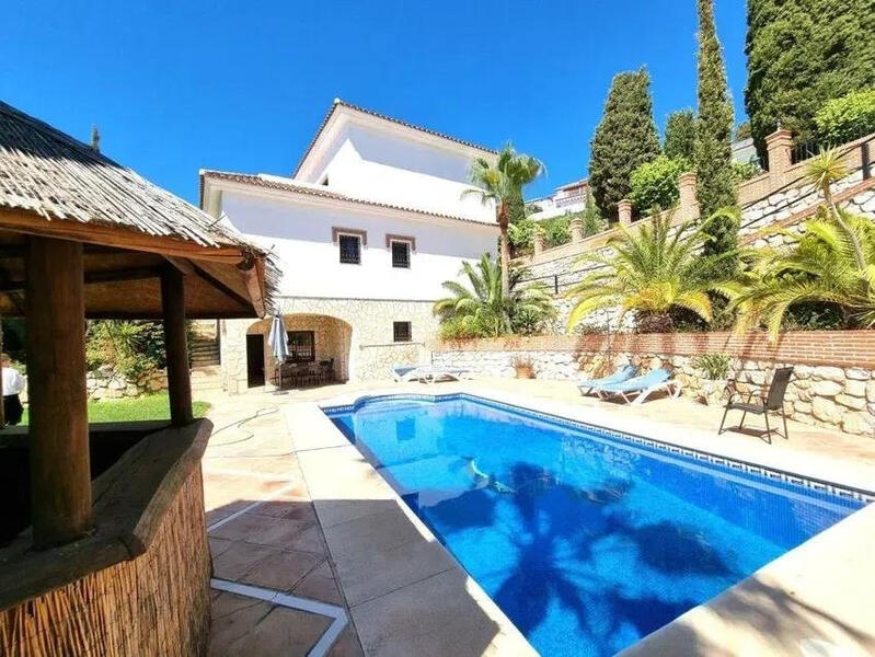 Villa for sale in Mijas Costa, Málaga