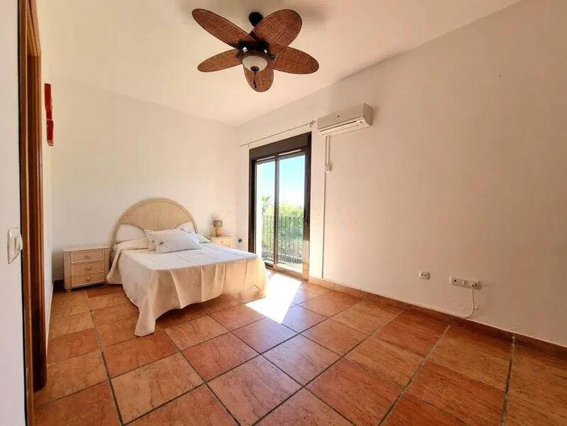 5 bedroom Villa for sale