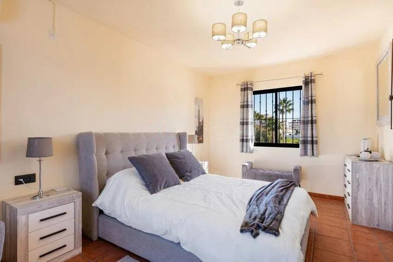 4 bedroom Villa for sale
