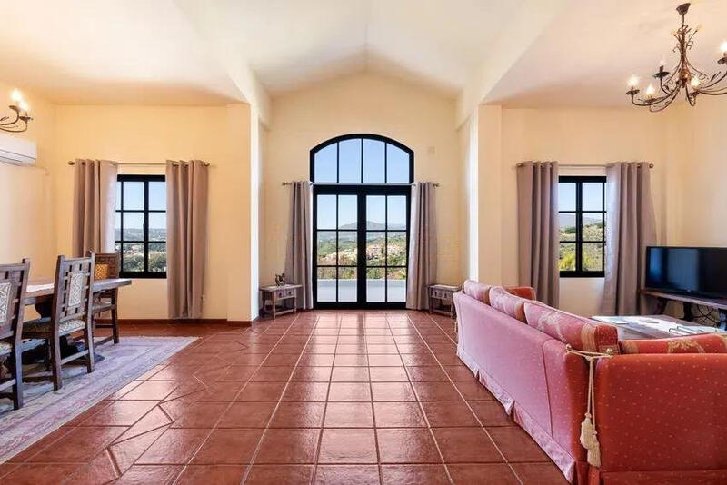 4 bedroom Villa for sale
