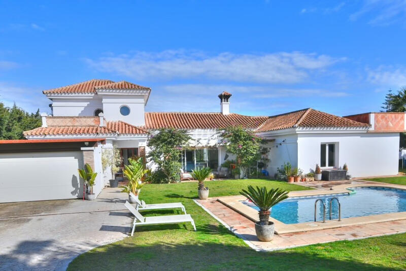Villa til salgs i Sotogrande, Cádiz