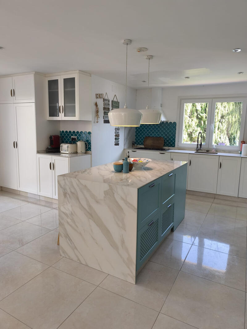 5 bedroom Villa for sale
