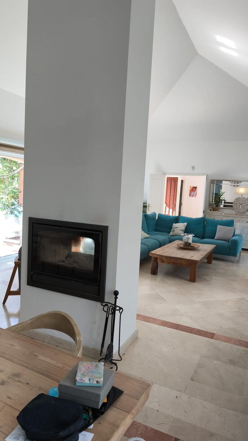 5 bedroom Villa for sale