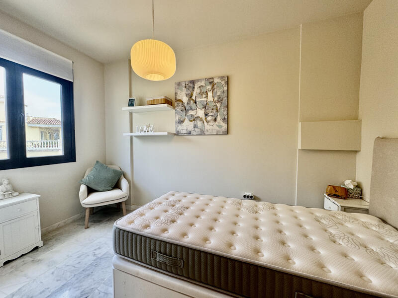 4 Schlafzimmer Stadthaus zu verkaufen