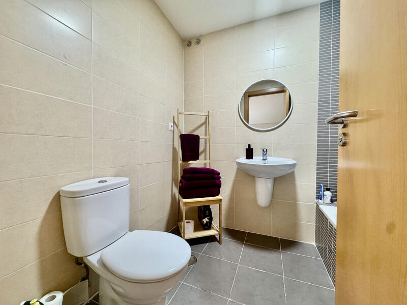 4 Schlafzimmer Stadthaus zu verkaufen