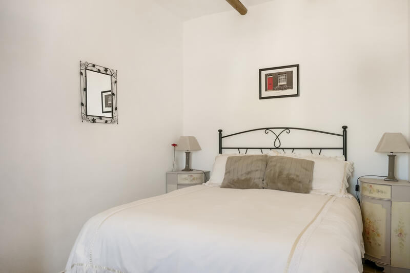 8 bedroom Country House for sale