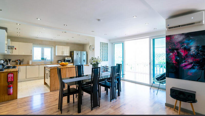 6 slaapkamer Landhuis Te koop