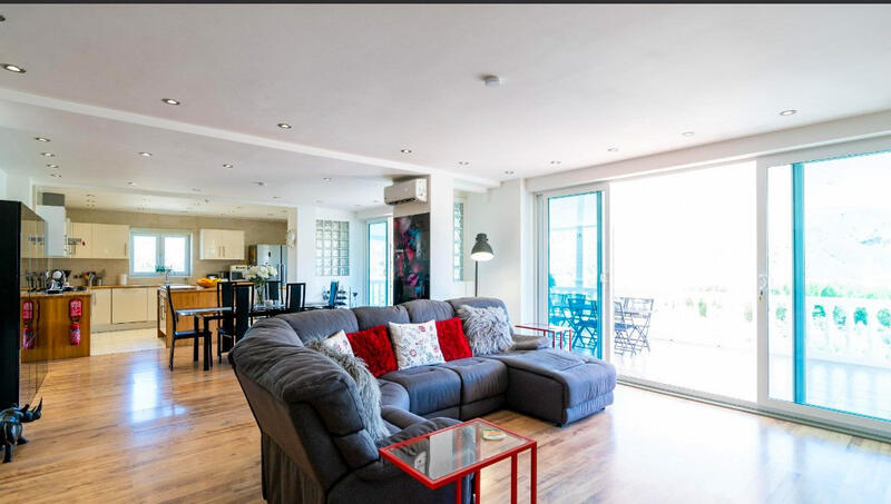 6 slaapkamer Landhuis Te koop