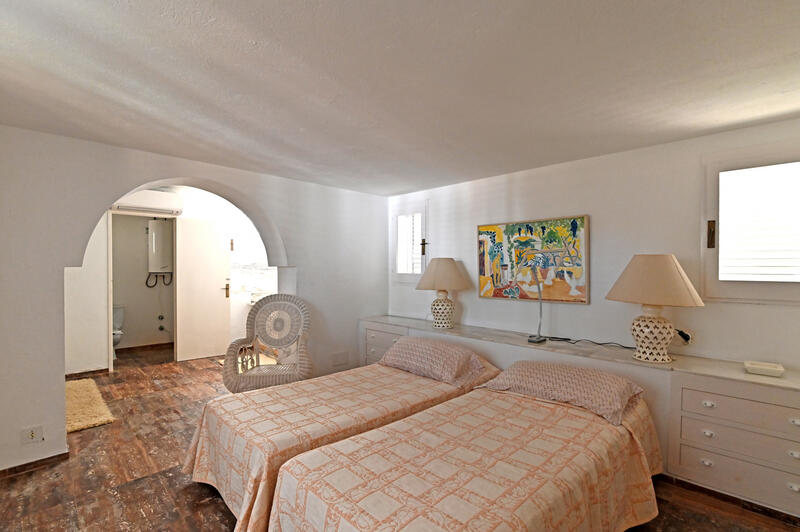 4 Cuarto Villa en venta