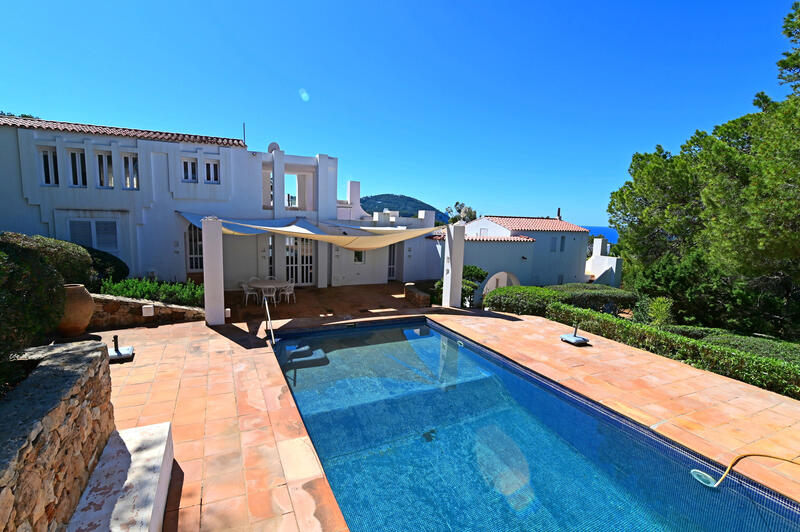 4 Cuarto Villa en venta