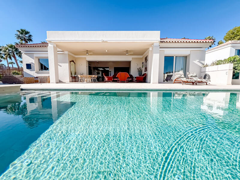 4 bedroom Villa for sale