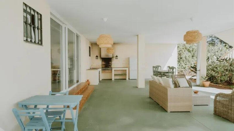 6 Cuarto Villa en venta