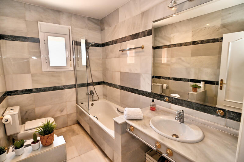 5 soverom Villa til salgs