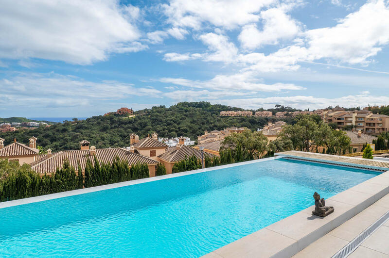 Villa for sale in Marbella, Málaga