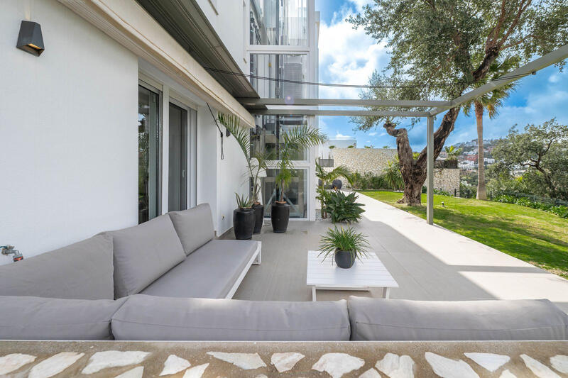 5 bedroom Villa for sale