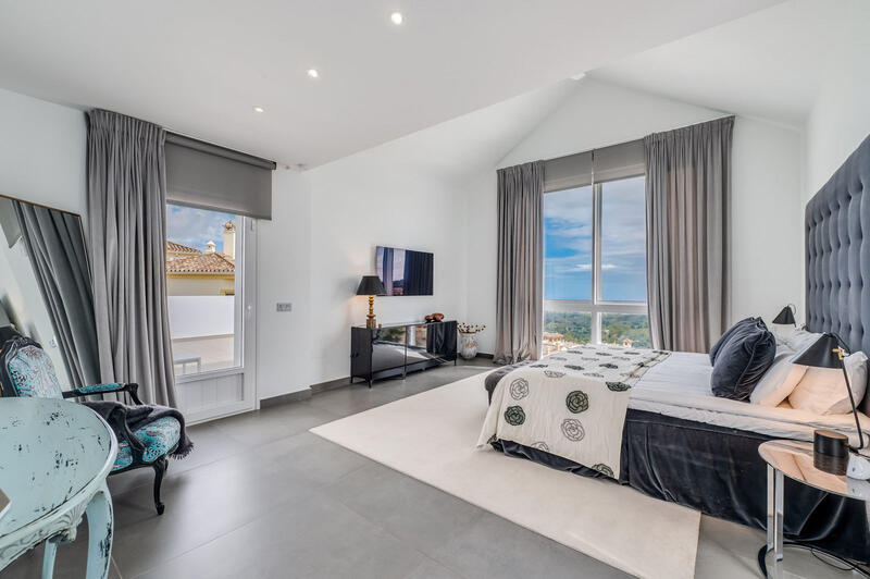 5 bedroom Villa for sale