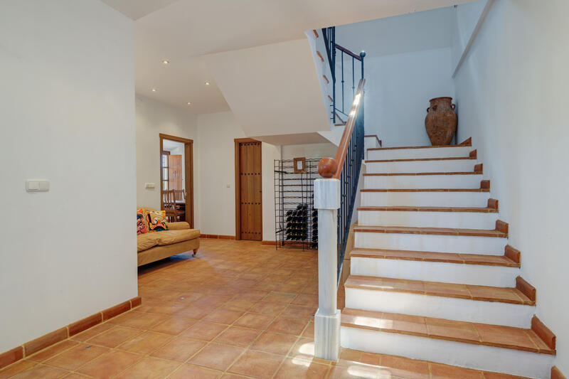 5 bedroom Country House for sale
