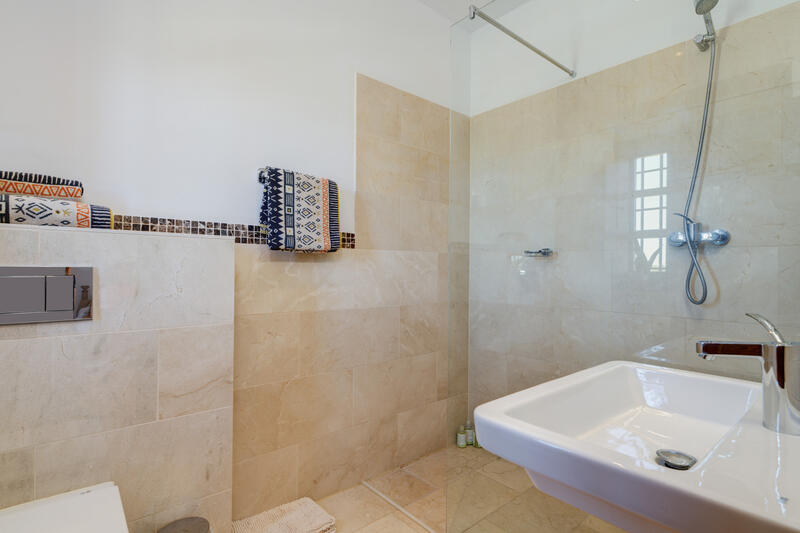 5 bedroom Country House for sale