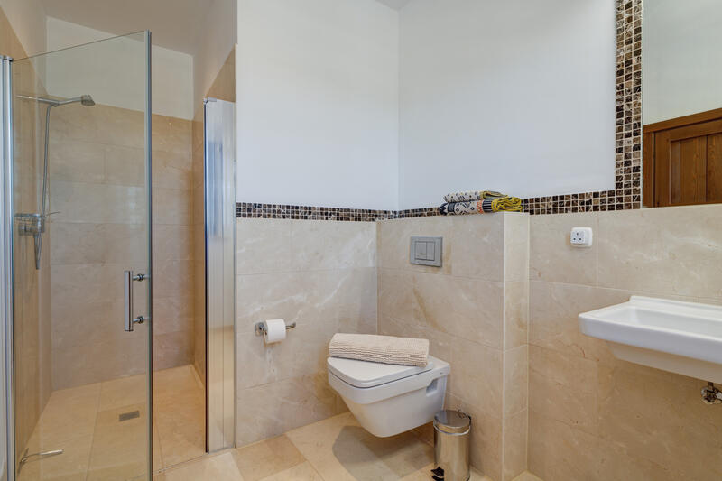 5 bedroom Country House for sale
