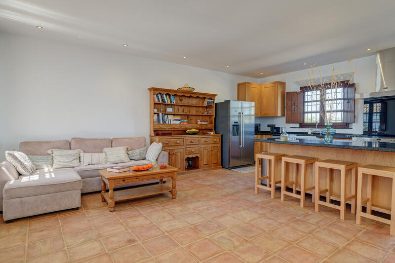 5 bedroom Country House for sale