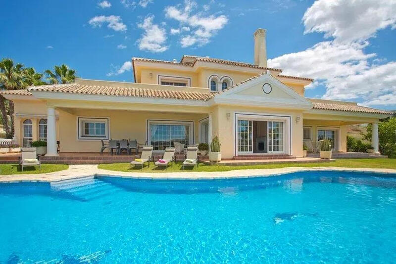 Villa til salg i Mijas Costa, Málaga