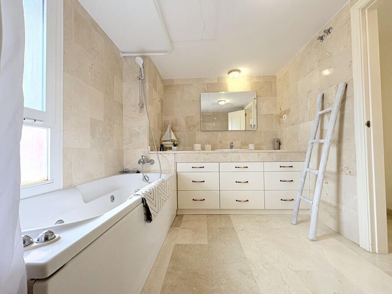 2 chambre Duplex à vendre